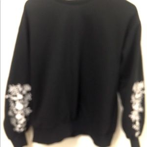 Forever 21 sweatshirt with flowers